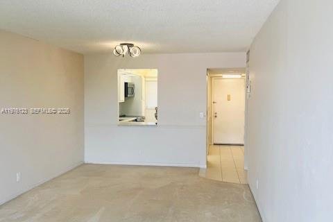 Condo in Margate, Florida, 1 bedroom  № 2042625 - photo 4