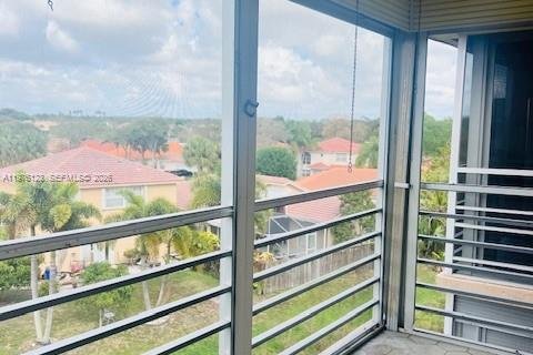 Condo in Margate, Florida, 1 bedroom  № 2042625 - photo 11