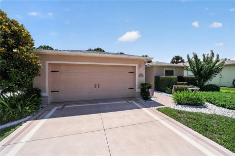 House in Ocala, Florida 3 bedrooms, 153.01 sq.m. № 2155782 - photo 4