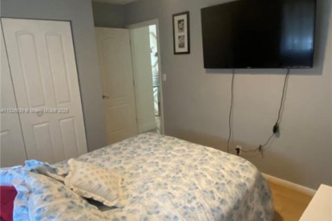 House in Coral Springs, Florida 3 bedrooms, 159.61 sq.m. № 1796351 - photo 10