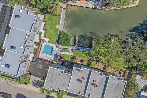 Townhouse in Sarasota, Florida 3 bedrooms, 230.4 sq.m. № 1534844 - photo 9
