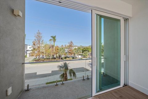 Townhouse in Sarasota, Florida 3 bedrooms, 230.4 sq.m. № 1534844 - photo 26