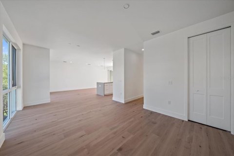 Townhouse in Sarasota, Florida 3 bedrooms, 230.4 sq.m. № 1534844 - photo 25