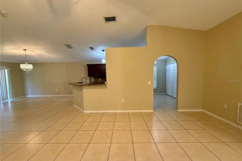 Villa ou maison à vendre à Orlando, Floride: 3 chambres, 151.99 m2 № 2411628 - photo 7
