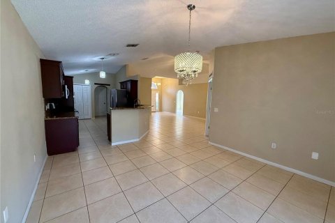 Villa ou maison à vendre à Orlando, Floride: 3 chambres, 151.99 m2 № 2411628 - photo 16