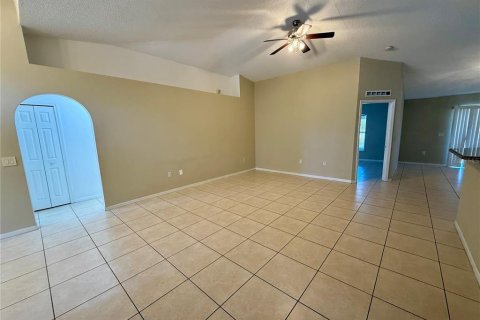 Villa ou maison à vendre à Orlando, Floride: 3 chambres, 151.99 m2 № 2411628 - photo 6