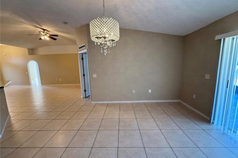 Villa ou maison à vendre à Orlando, Floride: 3 chambres, 151.99 m2 № 2411628 - photo 17