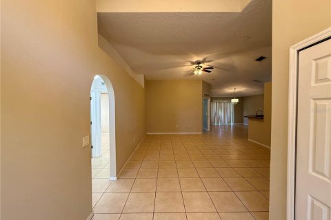 Villa ou maison à vendre à Orlando, Floride: 3 chambres, 151.99 m2 № 2411628 - photo 4