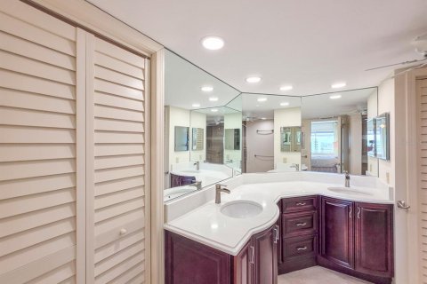 Condominio en venta en Daytona Beach Shores, Florida, 3 dormitorios, 176.51 m2 № 2418570 - foto 28