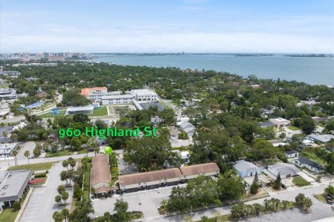 Adosado en alquiler en Sarasota, Florida, 2 dormitorios, 111.48 m2 № 2201480 - foto 23