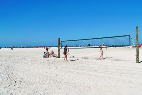 Adosado en alquiler en Sarasota, Florida, 2 dormitorios, 111.48 m2 № 2201480 - foto 25