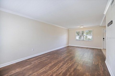 Adosado en alquiler en Sarasota, Florida, 2 dormitorios, 111.48 m2 № 2201480 - foto 9