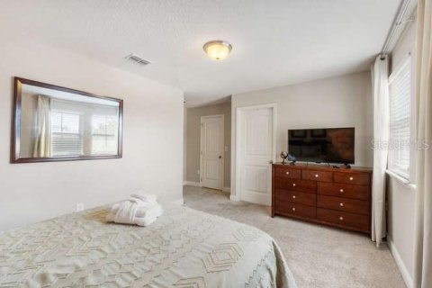 House in Davenport, Florida 6 bedrooms, 286.23 sq.m. № 1916561 - photo 27