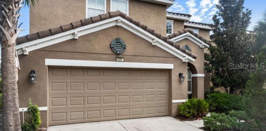 House in Davenport, Florida 6 bedrooms, 286.23 sq.m. № 1916561