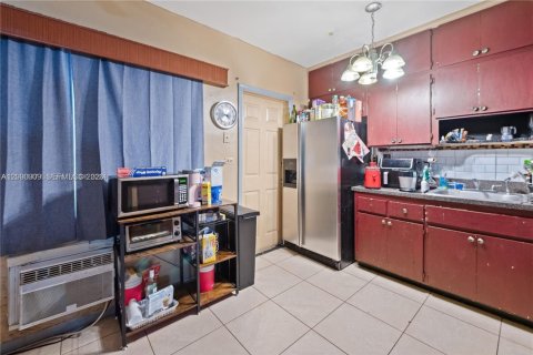 Снять в аренду виллу или дом в Майами, Флорида 2 спальни, 156.63м2, № 2089414 - фото 5