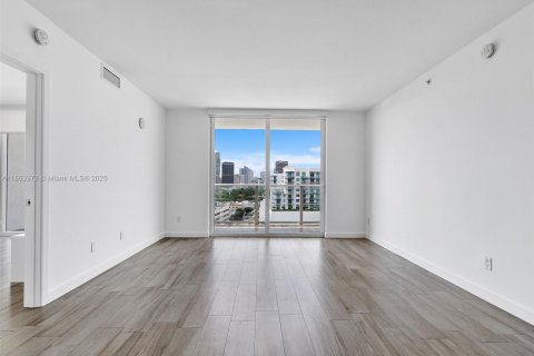 Condominio en venta en Miami, Florida, 2 dormitorios, 98.48 m2 № 1891770 - foto 16