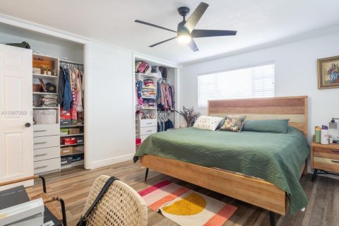 Casa en venta en Pembroke Pines, Florida, 3 dormitorios, 178 m2 № 2057229 - foto 12