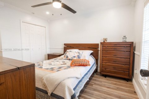 Casa en venta en Pembroke Pines, Florida, 3 dormitorios, 178 m2 № 2057229 - foto 20