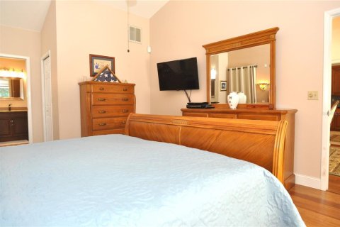 Villa ou maison à vendre à Palm Harbor, Floride: 4 chambres, 214.6 m2 № 1597728 - photo 27