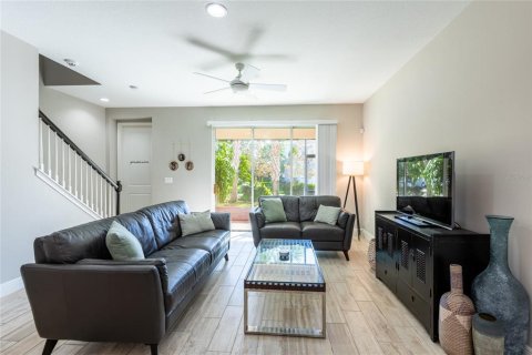 Touwnhouse à vendre à Lutz, Floride: 3 chambres, 182.18 m2 № 2323216 - photo 3