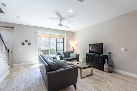 Touwnhouse à vendre à Lutz, Floride: 3 chambres, 182.18 m2 № 2323216 - photo 15