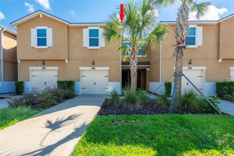 Touwnhouse à vendre à Lutz, Floride: 3 chambres, 182.18 m2 № 2323216 - photo 5
