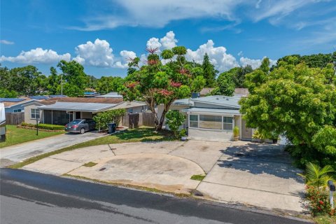 Villa ou maison à vendre à Saint Petersburg, Floride: 4 chambres, 168.71 m2 № 1876347 - photo 6