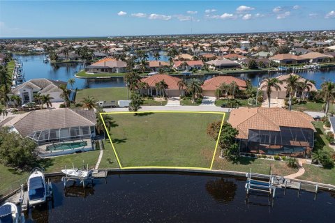Terreno en venta en Punta Gorda, Florida № 1403492 - foto 3