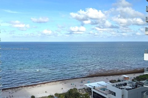 Condominio en venta en Hollywood, Florida, 1 dormitorio, 84.08 m2 № 2154288 - foto 7