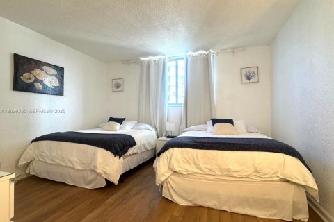 Condominio en venta en Hollywood, Florida, 1 dormitorio, 84.08 m2 № 2154288 - foto 9