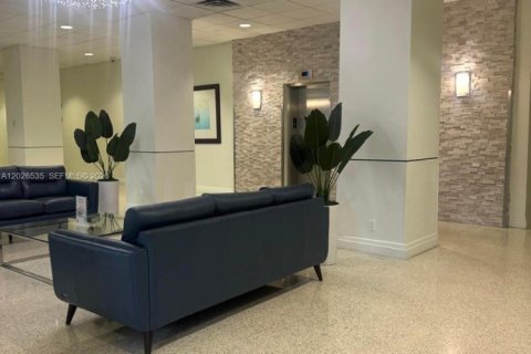 Condominio en venta en Hollywood, Florida, 1 dormitorio, 84.08 m2 № 2154288 - foto 15