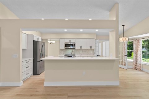 House in Spring Hill, Florida 2 bedrooms, 206.06 sq.m. № 2106133 - photo 16