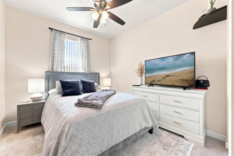 Townhouse in West Palm Beach, Florida 4 bedrooms, 161.37 sq.m. № 2246615 - photo 15