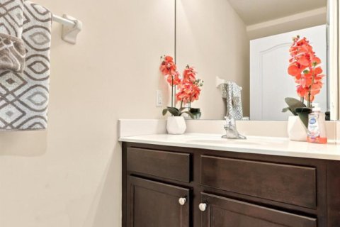 Townhouse in West Palm Beach, Florida 4 bedrooms, 161.37 sq.m. № 2246615 - photo 11