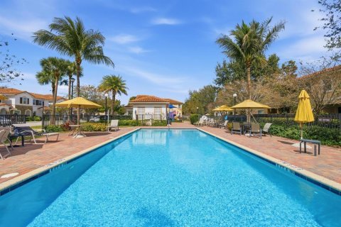 Townhouse in West Palm Beach, Florida 4 bedrooms, 161.37 sq.m. № 2246615 - photo 20