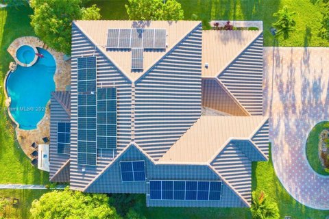 Villa ou maison à vendre à Coral Springs, Floride: 6 chambres, 304.72 m2 № 1942352 - photo 3