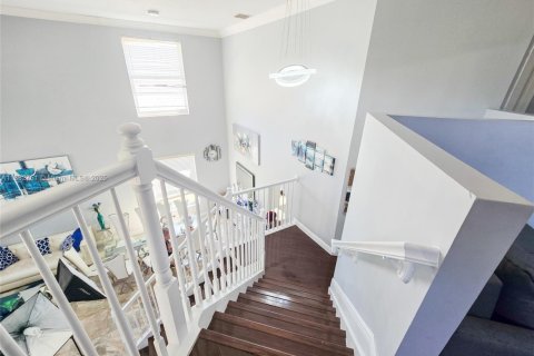 Villa ou maison à vendre à Coral Springs, Floride: 6 chambres, 304.72 m2 № 1942352 - photo 28