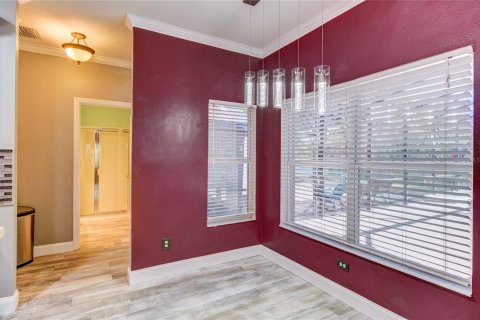 Casa en venta en Orlando, Florida, 5 dormitorios, 252.88 m2 № 1574215 - foto 10