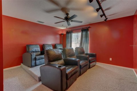 Casa en venta en Orlando, Florida, 5 dormitorios, 252.88 m2 № 1574215 - foto 20