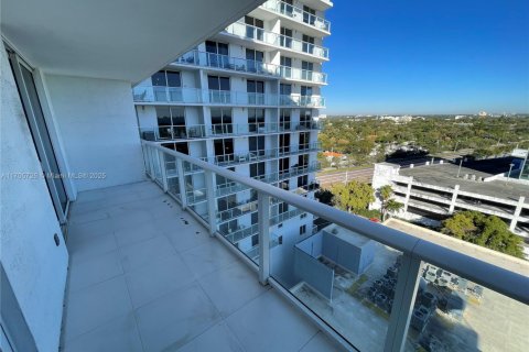 Купить кондоминиум в Майами, Флорида 1 спальня, 62.43м2, № 2053541 - фото 13