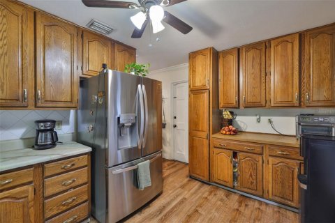 House in Tampa, Florida 3 bedrooms, 80.27 sq.m. № 1893923 - photo 8