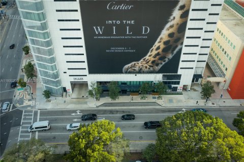 Condo in Miami, Florida  № 2054198 - photo 16