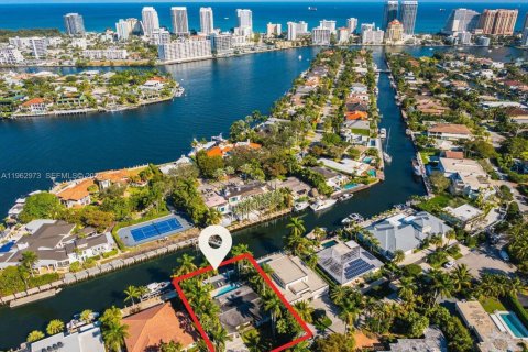 Villa ou maison à Fort Lauderdale, Floride 3 chambres, 230.86 m2 № 2023950