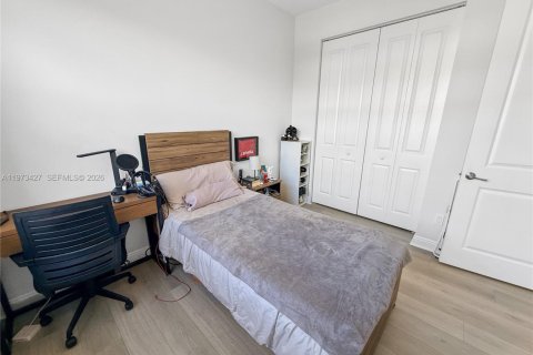 Adosado en venta en Pembroke Pines, Florida, 3 dormitorios, 162.49 m2 № 2033293 - foto 19