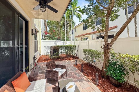 Adosado en venta en Pembroke Pines, Florida, 3 dormitorios, 162.49 m2 № 2033293 - foto 23