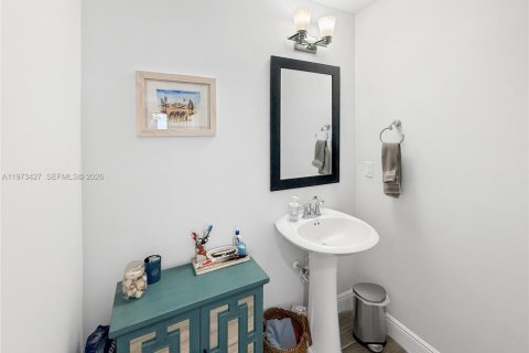 Adosado en venta en Pembroke Pines, Florida, 3 dormitorios, 162.49 m2 № 2033293 - foto 21