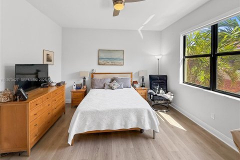 Adosado en venta en Pembroke Pines, Florida, 3 dormitorios, 162.49 m2 № 2033293 - foto 13