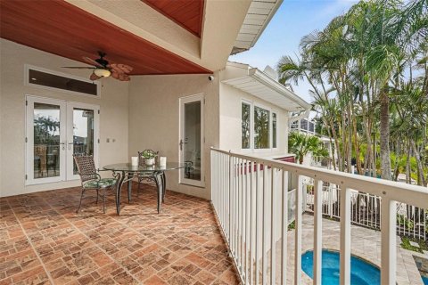Villa ou maison à vendre à Tierra Verde, Floride: 3 chambres, 270.25 m2 № 2206222 - photo 28