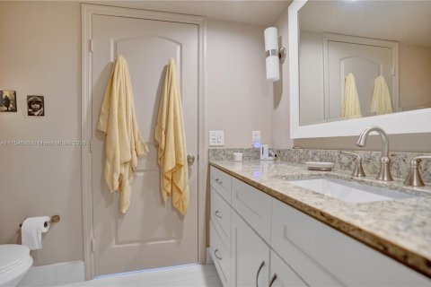 Condominio en venta en Delray Beach, Florida, 2 dormitorios, 106.84 m2 № 1867442 - foto 21
