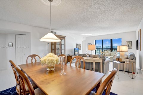 Condominio en venta en Delray Beach, Florida, 2 dormitorios, 106.84 m2 № 1867442 - foto 2